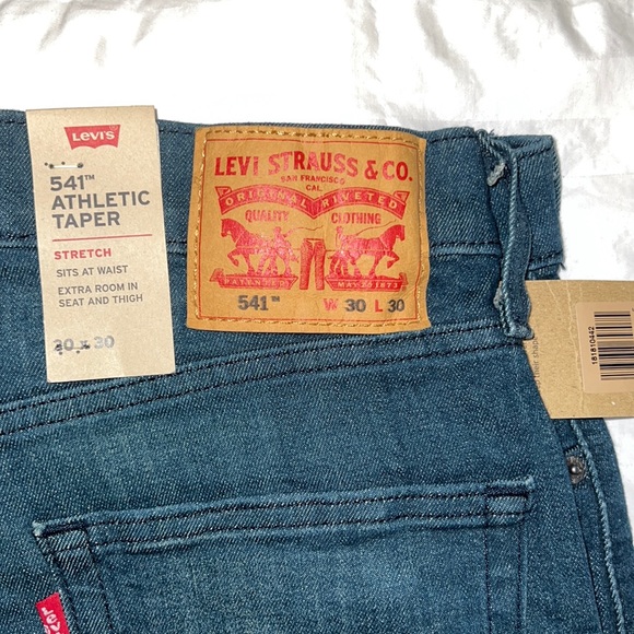 NWT Levi’s 541 Athletic Taper - Picture 3 of 11